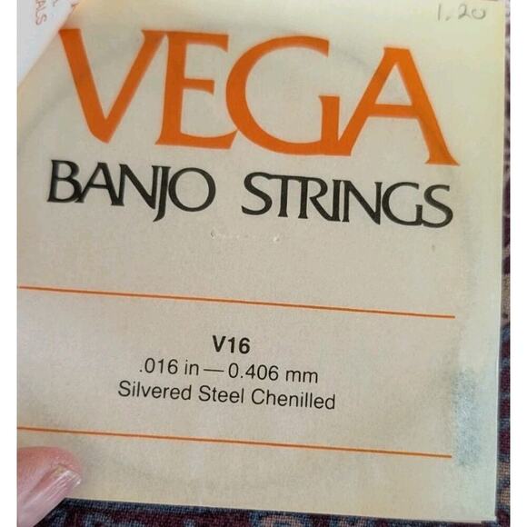 Vega Banjo Strings Set of 6 Silvered Steel Chenilled NOS - Picture 6 of 7
